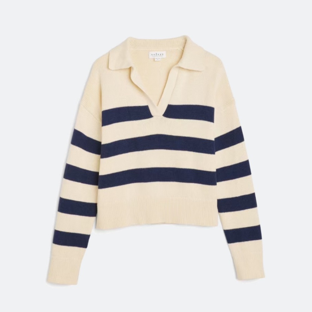 Velvet by Graham & Spencer Cream and Navy V-Neck Sweater